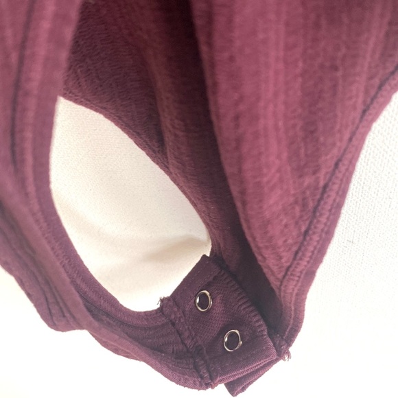 (B52) NEW Intimately Free People Deep Plunge vneck burgundy bodysuit, XS/S, NWOT - Picture 5 of 7